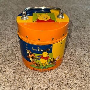 Winnie the Pooh tin